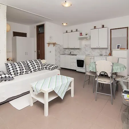 Apartment Euduard *