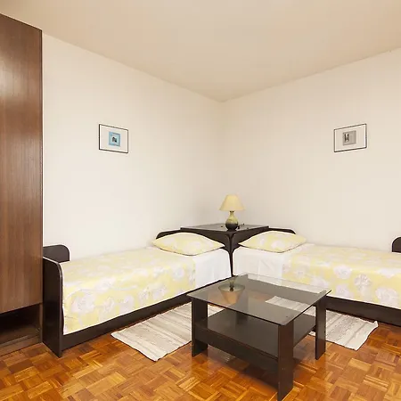 Euduard Apartment *