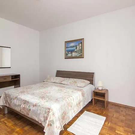Euduard Apartment